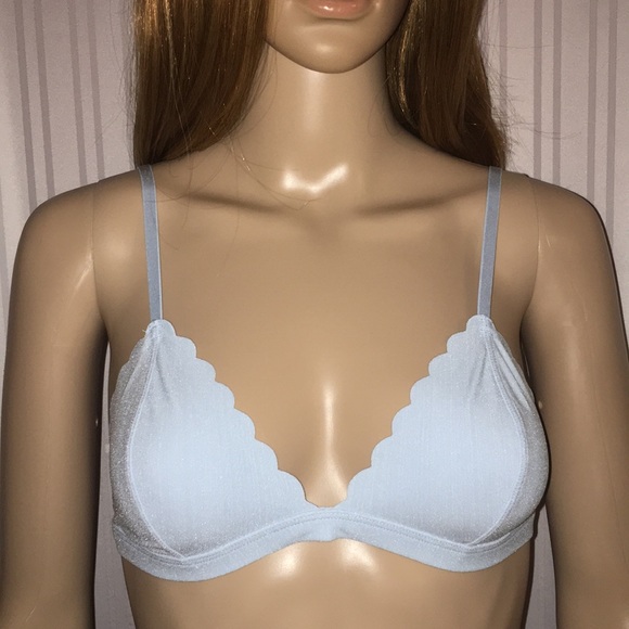 LAST 1!!! New VS Sexy Little Scallop Bralette - Picture 3 of 8